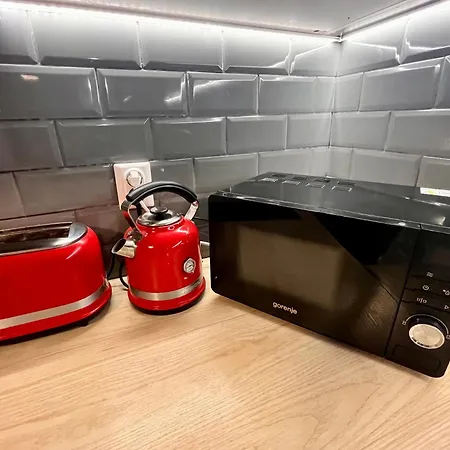 Opera Theatre With A Courtyard Warna